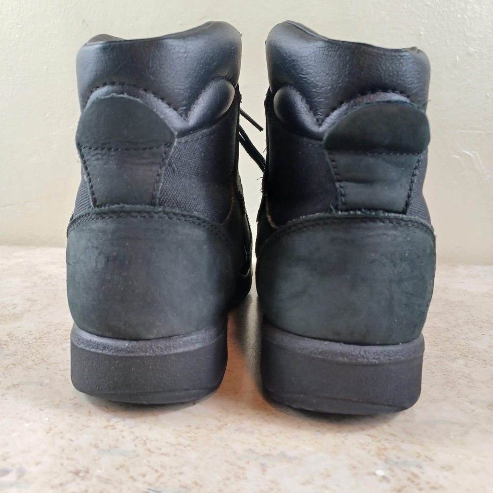 Timberland Boots Size 6 Black leather Mid Top Field Hiking Boots - Picture 3 of 9